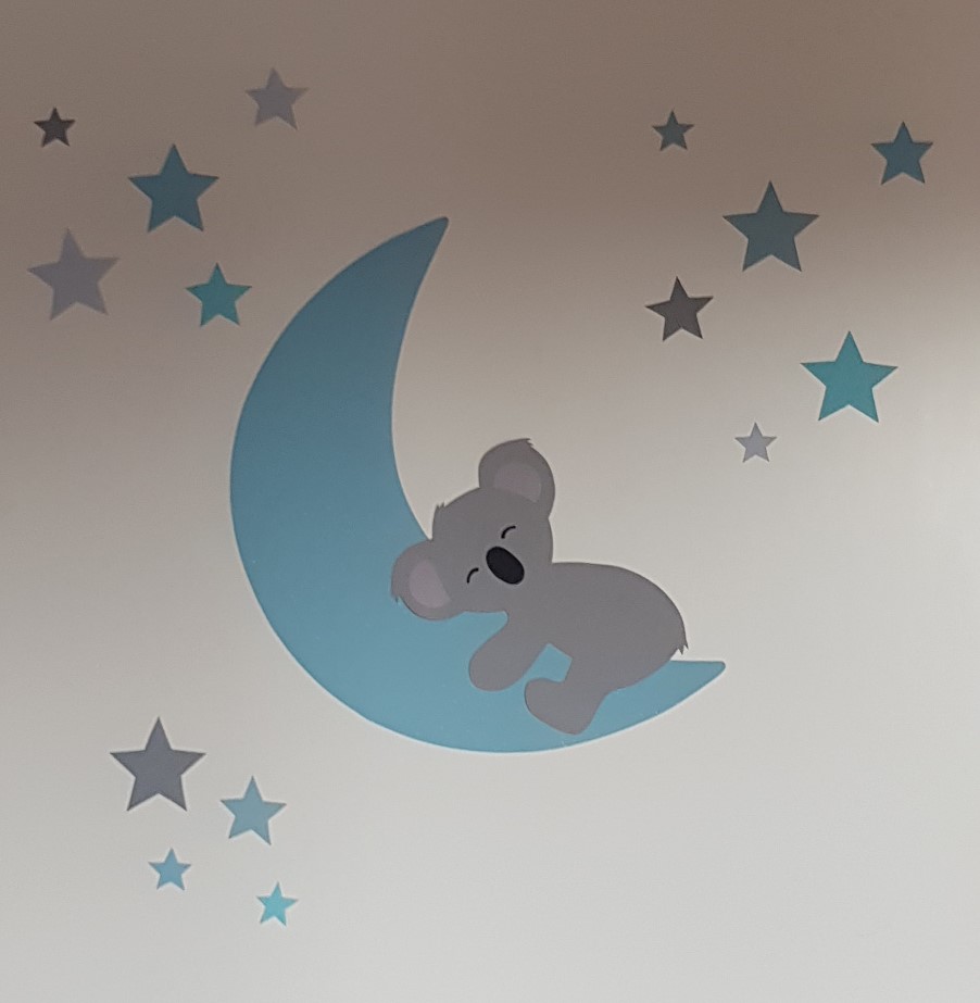 slapende koala op de maan